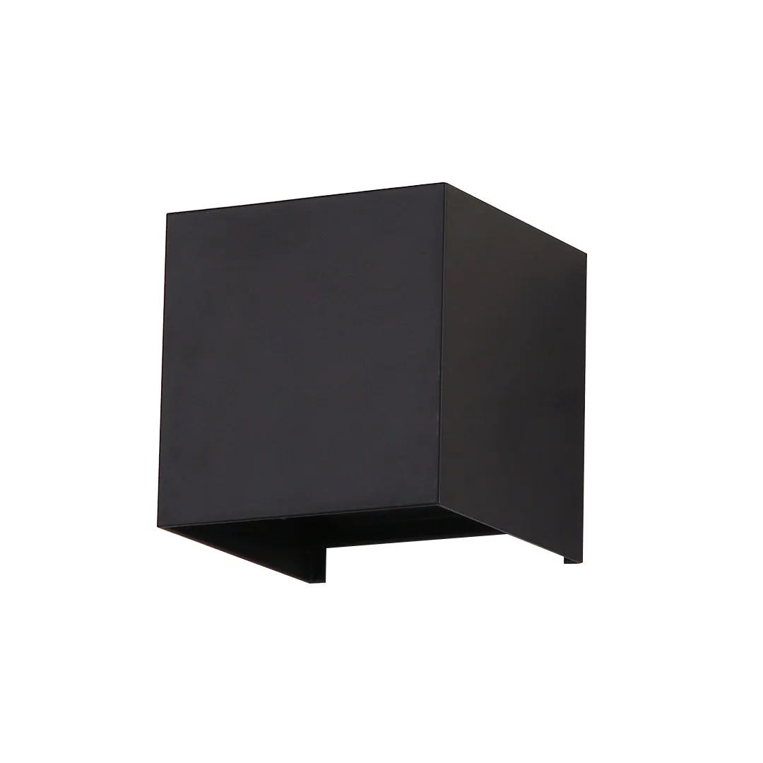 Black Square 6 Watts Wall Light