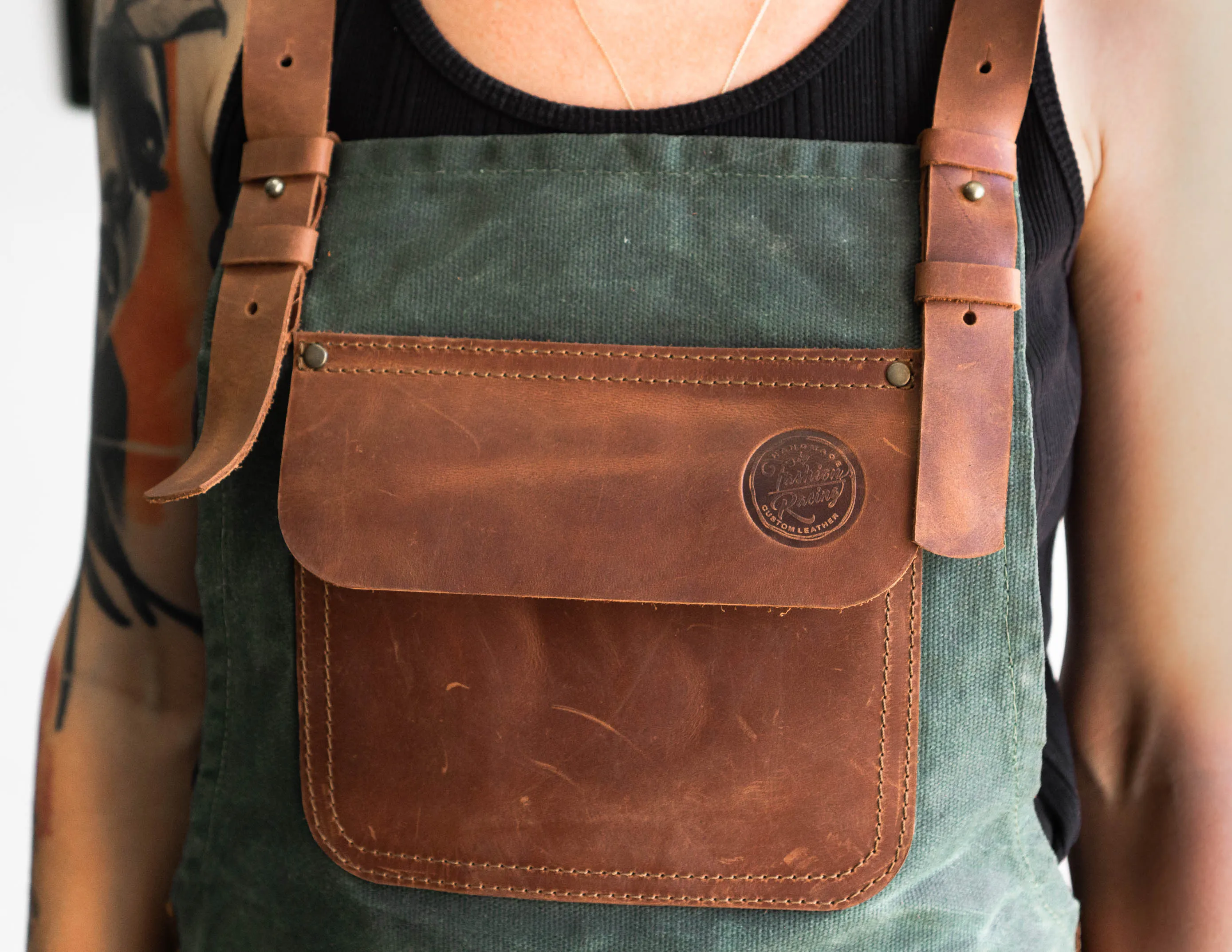 Canvas apron | Apron with leather pockets | Handcrafted apron