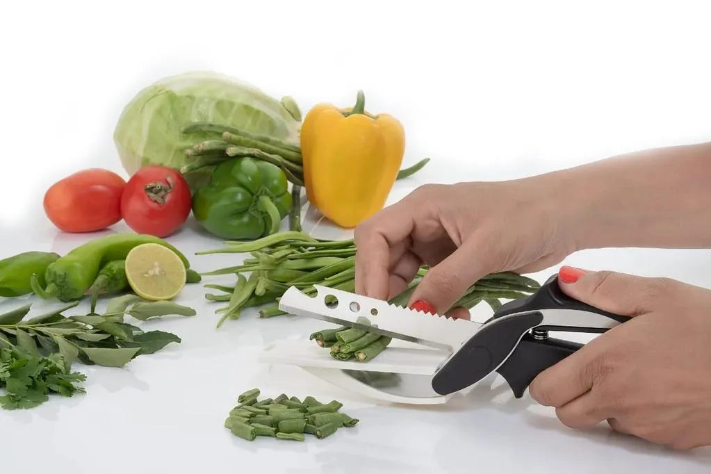 Your Brand Kitchen combo -Manual Fruit Juicer, Smart Knife and 3 Kitchen Tools (Pizza Cutter, Apple Cutter & Lemon Squeezer)